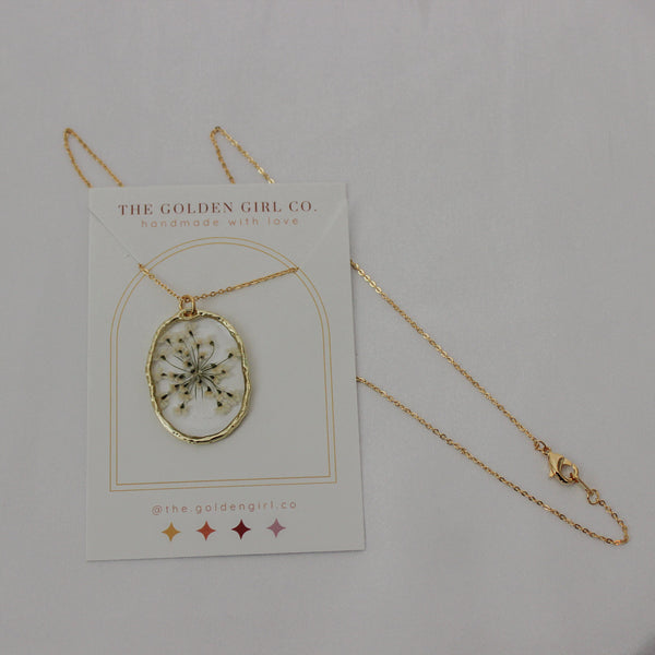Queen Anne's Lace Oval Necklace