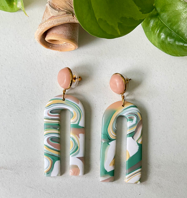 Desert Ocean Breeze in Multiple Colors with Metal Detail