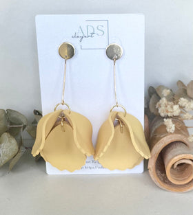Floria in Warm Yellow