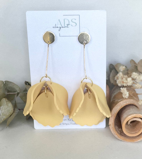 Floria in Warm Yellow