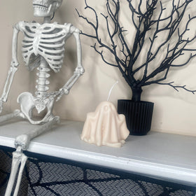 Phyllis the Phantom – Ghost Candle