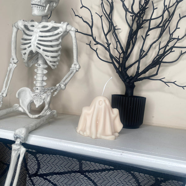 Phyllis the Phantom – Ghost Candle
